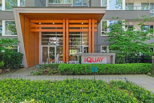 229-255 W 1st St, North Vancouver, BC, V7M3G8 | Card Image