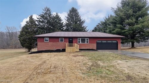 362 Jettie Ave Ne, East Canton, OH, 44730-2132 | Card Image