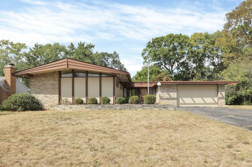970 Poling Dr, Columbus, OH, 43224-1937 | Card Image