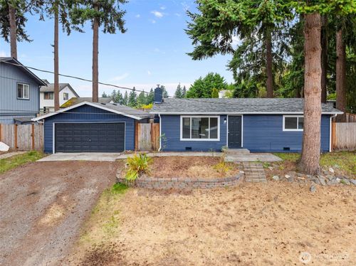 10710 202nd Ave E, Bonney Lake, WA, 98391-7926 | Card Image