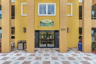 5405 - 8125 Resort Village Drive, Condo with 2 bedrooms, 2 bathrooms and null parking in Orlando FL | Image 2