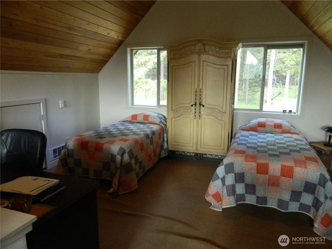 302 Summer Rd, House other with 1 bedrooms, 1 bathrooms and null parking in Tonasket WA | Image 24