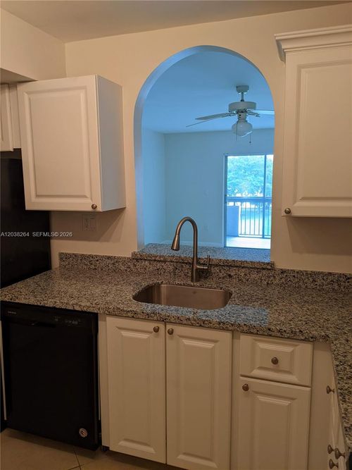 314-711 N Pine Island Rd, Plantation, FL, 33324-1300 | Card Image