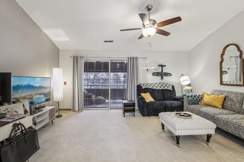 279 Kearney Way, Waunakee, WI, 53597-1489 | Card Image