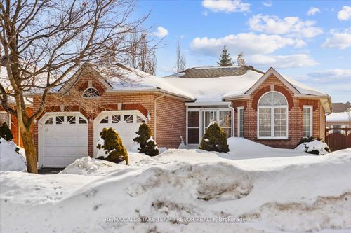 9 Ivygreen Rd, Keswick, ON, L4P4B5 | Card Image