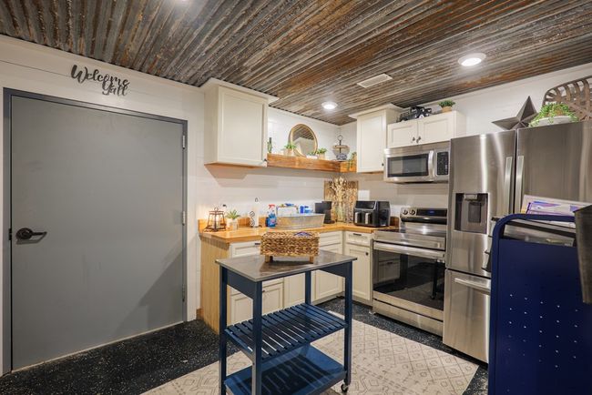 556 Main St, Home with 0 bedrooms, 0 bathrooms and 6 parking in Enigma GA | Image 11