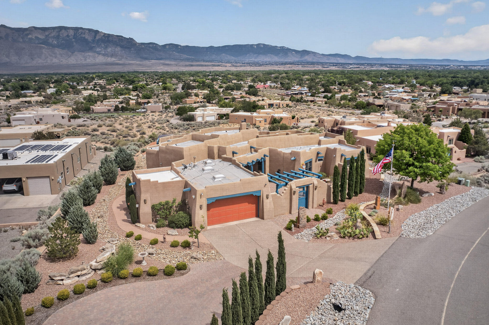 Residential in Corrales 4