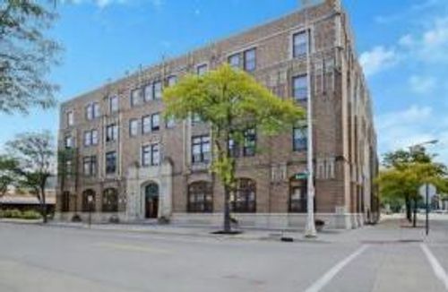 404-297 W Clay Ave, Muskegon, MI, 49440-1271 | Card Image