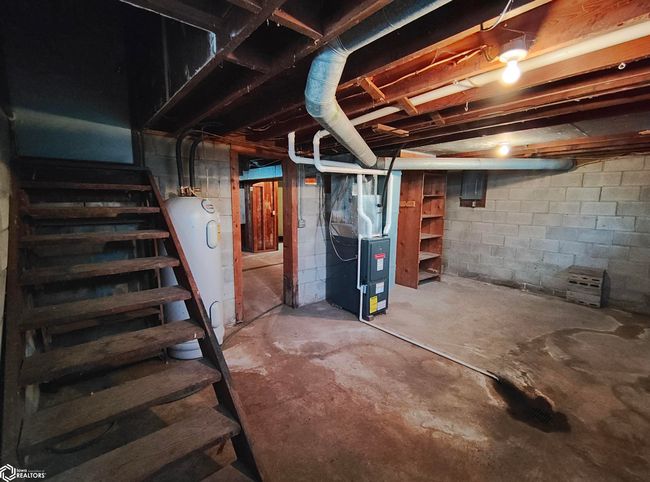 32669 Walnut Ave, Home with 3 bedrooms, 3 bathrooms and 2 parking in Coon Rapids IA | Image 36