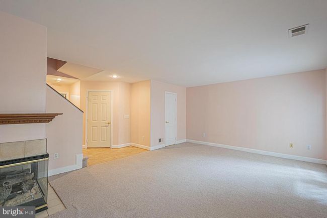 3916 Maximilian Ct, Townhouse with 3 bedrooms, 2 bathrooms and null parking in FAIRFAX VA | Image 32