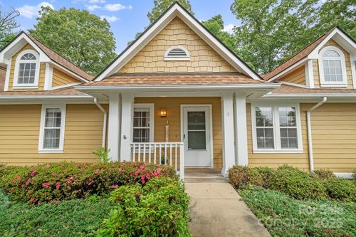 702 Woodlea Ct, Asheville, NC, 28806-4806 | Card Image