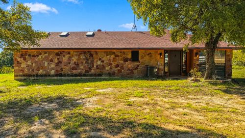 590 Don Propp Rd, Azle, TX, 76020-1802 | Card Image