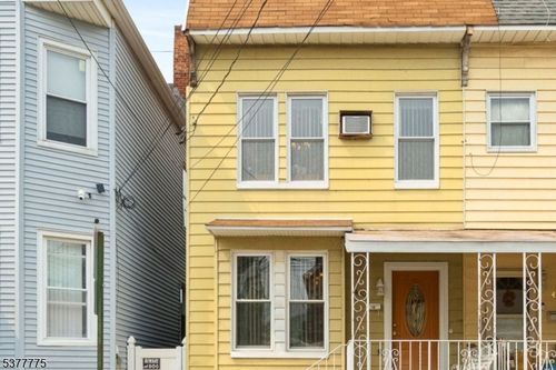 430 Central Ave, Harrison, NJ, 07029-2612 | Card Image