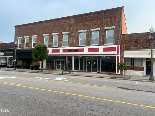 208 E Main St, Benson, NC, 27504-1509 | Card Image