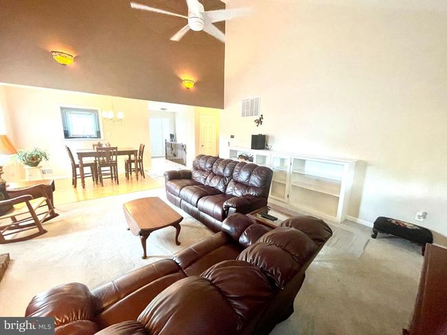 264 Fairfield Dr, House attached with 2 bedrooms, 3 bathrooms and null parking in WARRENTON VA | Image 5