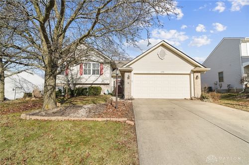 1193 Whitetail Dr, Beavercreek Township, OH, 45324-9467 | Card Image