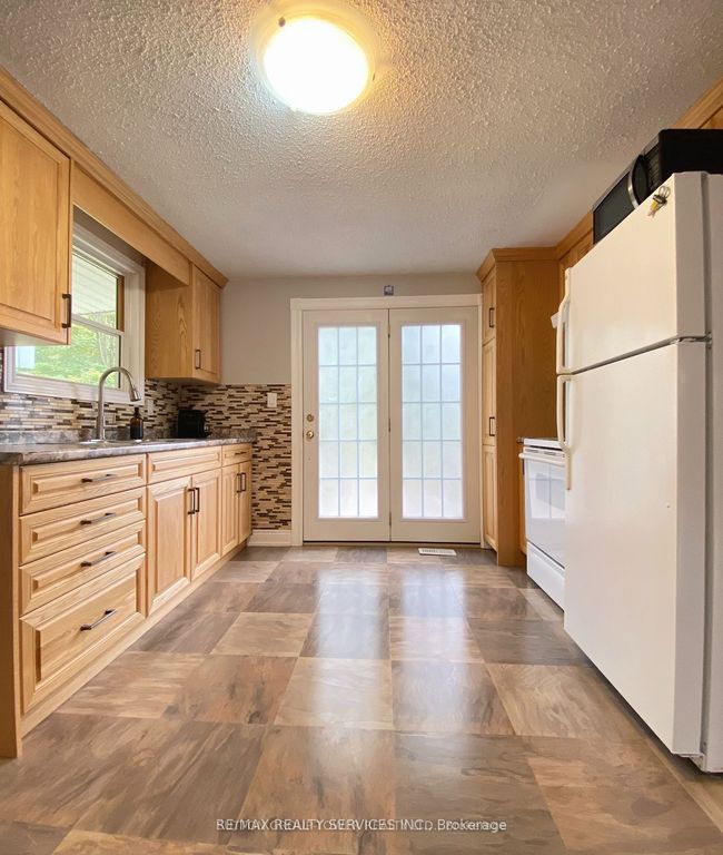 4870 Mapleview Cres, House other with 3 bedrooms, 1 bathrooms and 12 parking in Sherkston ON | Image 8