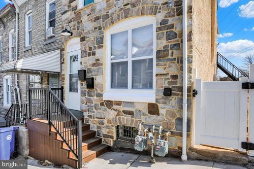 553 Wunder St, READING, PA, 19602-2005 | Card Image