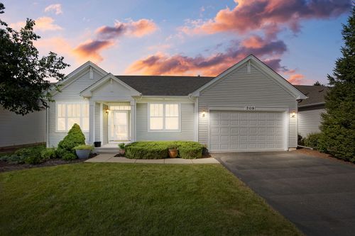 709 Bohannon Cir, Oswego, IL, 60543-6049 | Card Image