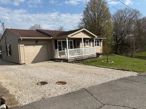 906 Charles St, Flatwoods, KY, 41139-2008 | Card Image