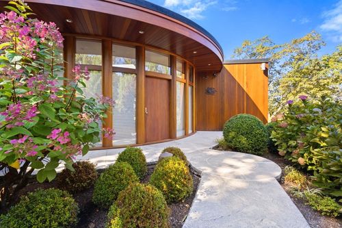 17 Deer Run, Wayland, MA, 01778-3208 | Card Image
