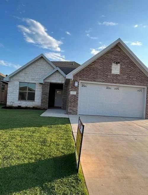 7804 95th St, Lubbock, TX, 79424-7519 | Card Image
