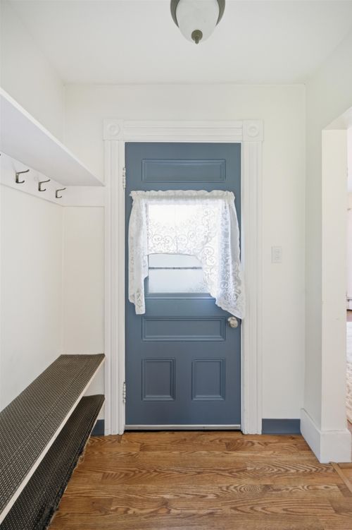 35 Epping St, Raymond, NH, 03077-2524 | Card Image