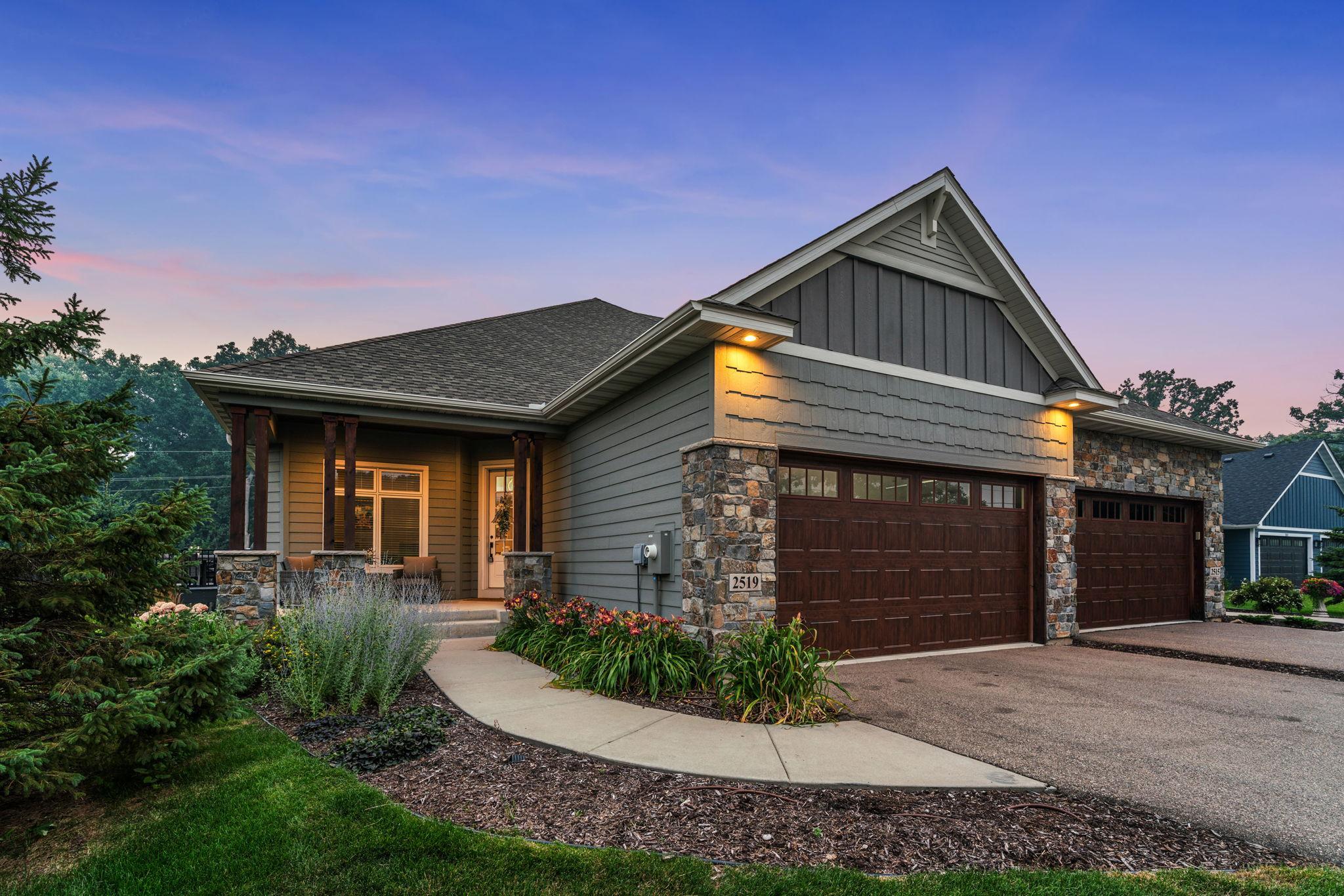 Residential in Mendota Heights 2