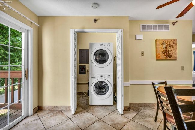 7 - 1230 Tri Motor Dr, Condo with 2 bedrooms, 2 bathrooms and null parking in Put-In-Bay OH | Image 28