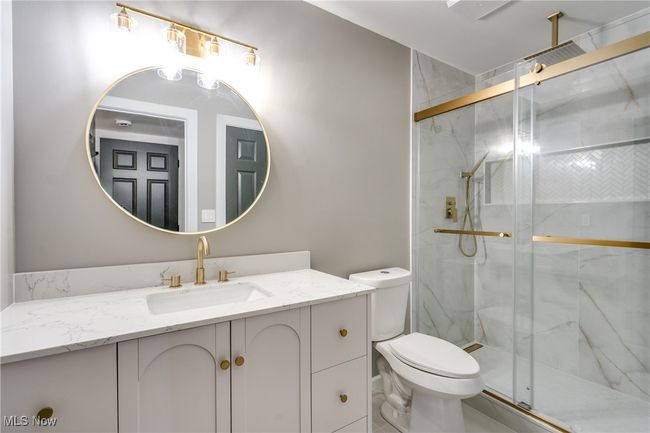 9 - 30673 Cambridge Ct E, Condo with 3 bedrooms, 2 bathrooms and null parking in Bay Village OH | Image 25