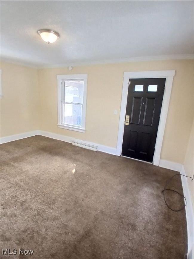 32 E Faith St, House other with 1 bedrooms, 1 bathrooms and null parking in Struthers OH | Image 4