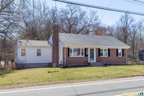 256 Charter Oak St, Manchester, CT, 06040-6213 | Card Image