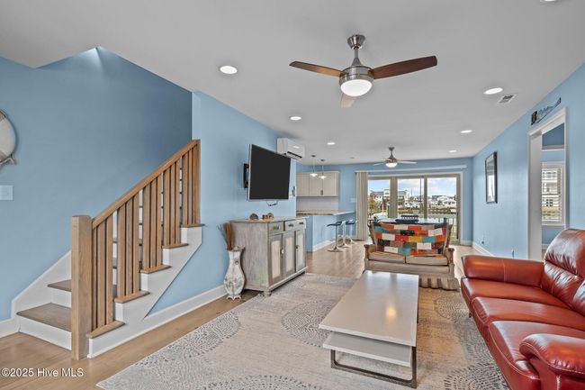 247 Bay View Blvd, House other with 4 bedrooms, 3 bathrooms and 1 parking in Atlantic Beach NC | Image 13