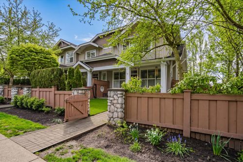 17-20460 66 Ave, Langley, BC, V2Y3B6 | Card Image