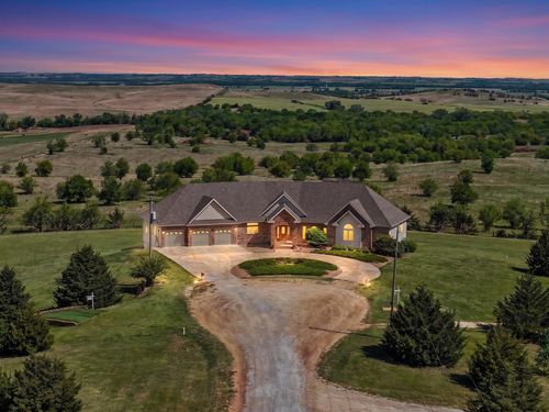 3380 S Scenic Slope Rd, Salina, KS, 67401 | Card Image