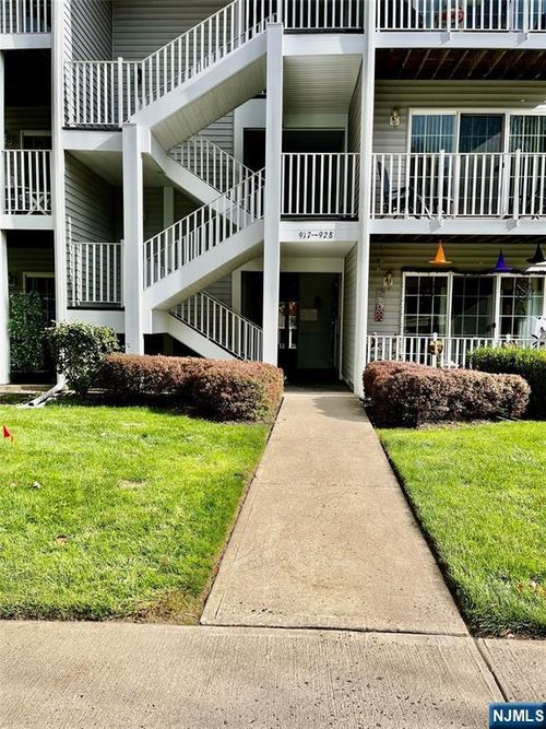 926 Juniper Way, Mahwah, NJ, 07430-3466 | Card Image