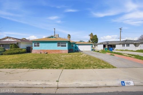 1127 W Avenue J9, Lancaster, CA, 93534-4837 | Card Image