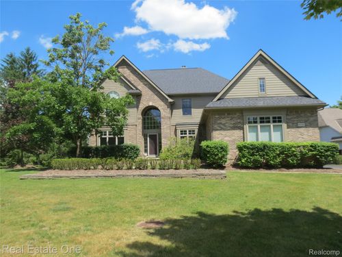 45702 Balfour Ct, Novi, MI, 48377-3902 | Card Image