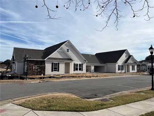 39-2-205 Oxford Avenue, Smithfield, VA, 23430 | Card Image