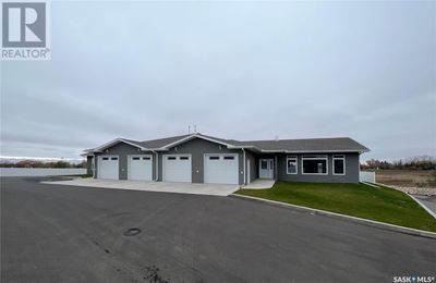 2330 Morsky Dr, Home with 2 bedrooms, 2 bathrooms and null parking in Estevan SK | Image 3