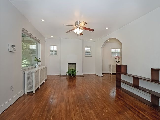 6656 Wilkins Ave, House other with 3 bedrooms, 2 bathrooms and 1 parking in Squirrel Hill PA | Image 5