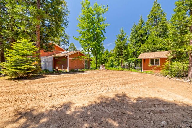 24315 Sugar Pine Rd, House other with 3 bedrooms, 3 bathrooms and 2 parking in Twain Harte CA | Image 33