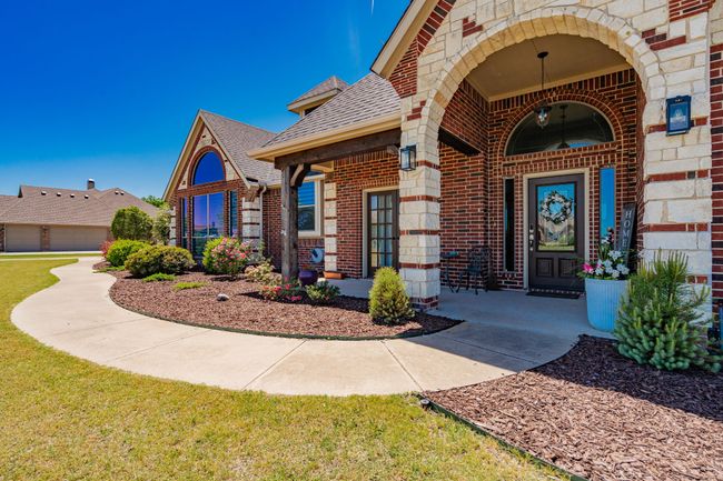 12176 Livingston Way, House other with 4 bedrooms, 4 bathrooms and null parking in Forney TX | Image 4