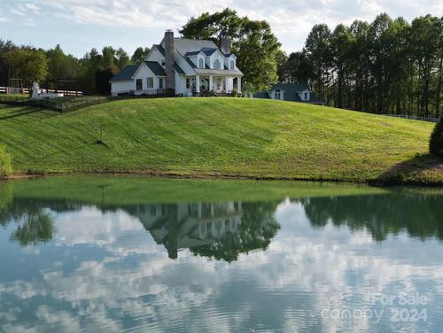 145 N Barton Rd, Taylors, SC, 29687-7001 | Card Image