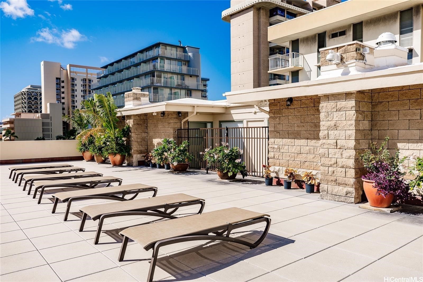 Residential in Honolulu 2
