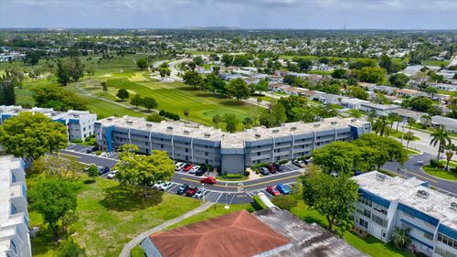 310-k-7787 Golf Circle Dr, Margate, FL, 33063-7300 | Card Image