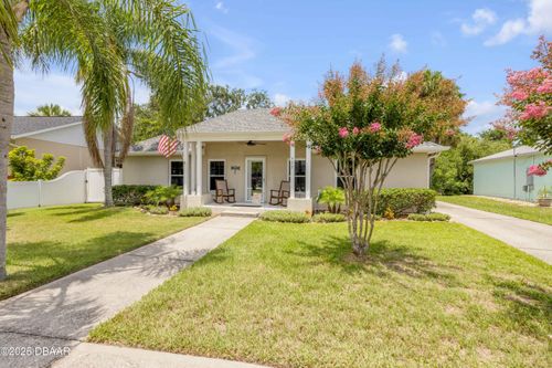 527 Old Minorcan Trl, New Smyrna Beach, FL, 32168-6350 | Card Image