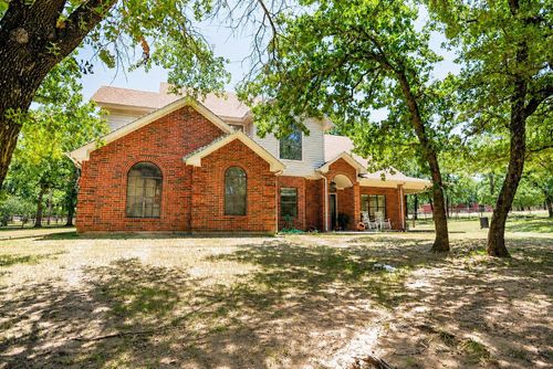 696 Indian Trl, Decatur, TX, 76234-8004 | Card Image