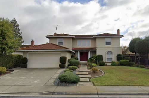 21035 Lauretta Dr, Cupertino, CA, 95014-1655 | Card Image