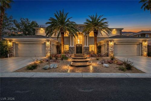 8088 Dark Hollow Pl, Las Vegas, NV, 89117-7617 | Card Image